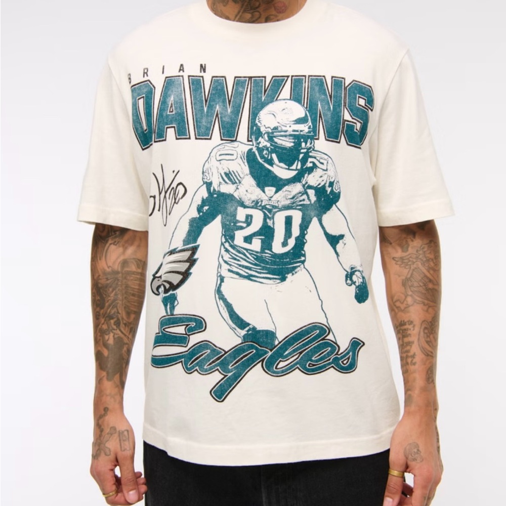 Abercrombie & Fitch Brian Dawkins Vintage-Inspired Graphic Tee Large